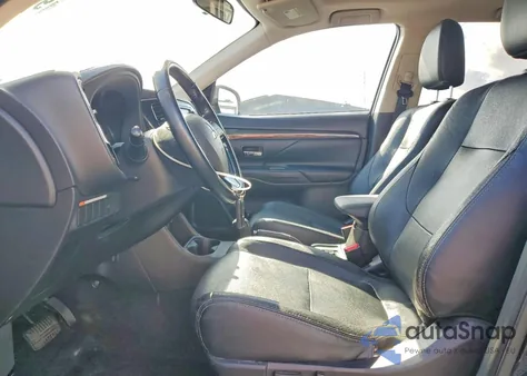 2016 Mitsubishi Outlander Se z USA, uszkodzony, nr VIN JA4AZ3A37GZ010464